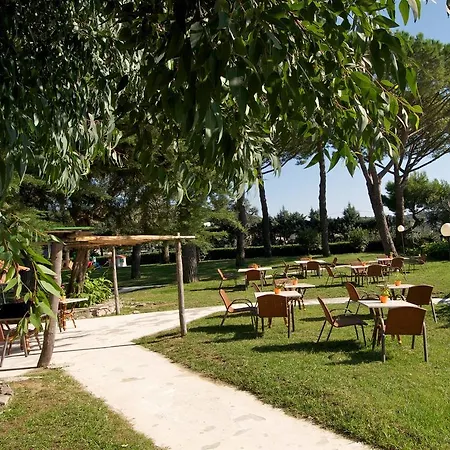 Freedom Aparthotel 3*