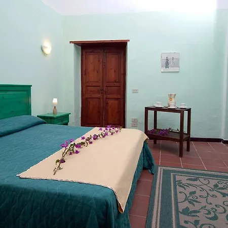 Freedom Aparthotel Massa Lubrense