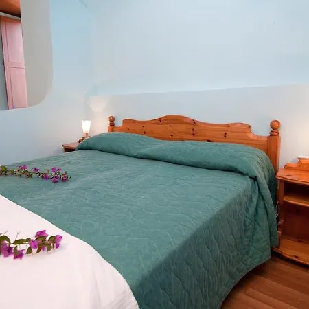 Freedom Aparthotel 3*