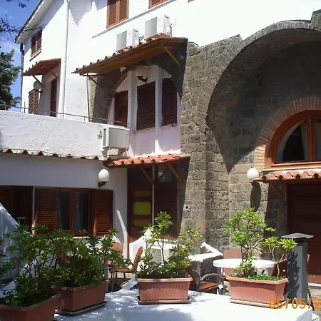 Freedom Aparthotel Massa Lubrense